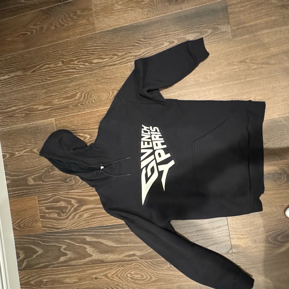 Authentic givenchy men’s hoodie